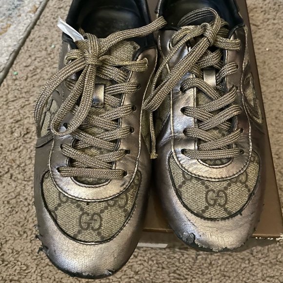 Gucci Sneakers - Picture 3 of 6